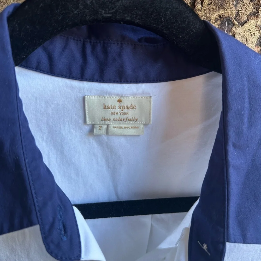Kate Spade White and Navy Sleeveless Button Down Shirt
